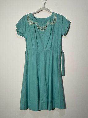 Vintage mint green light turqoise beaded and lace dress